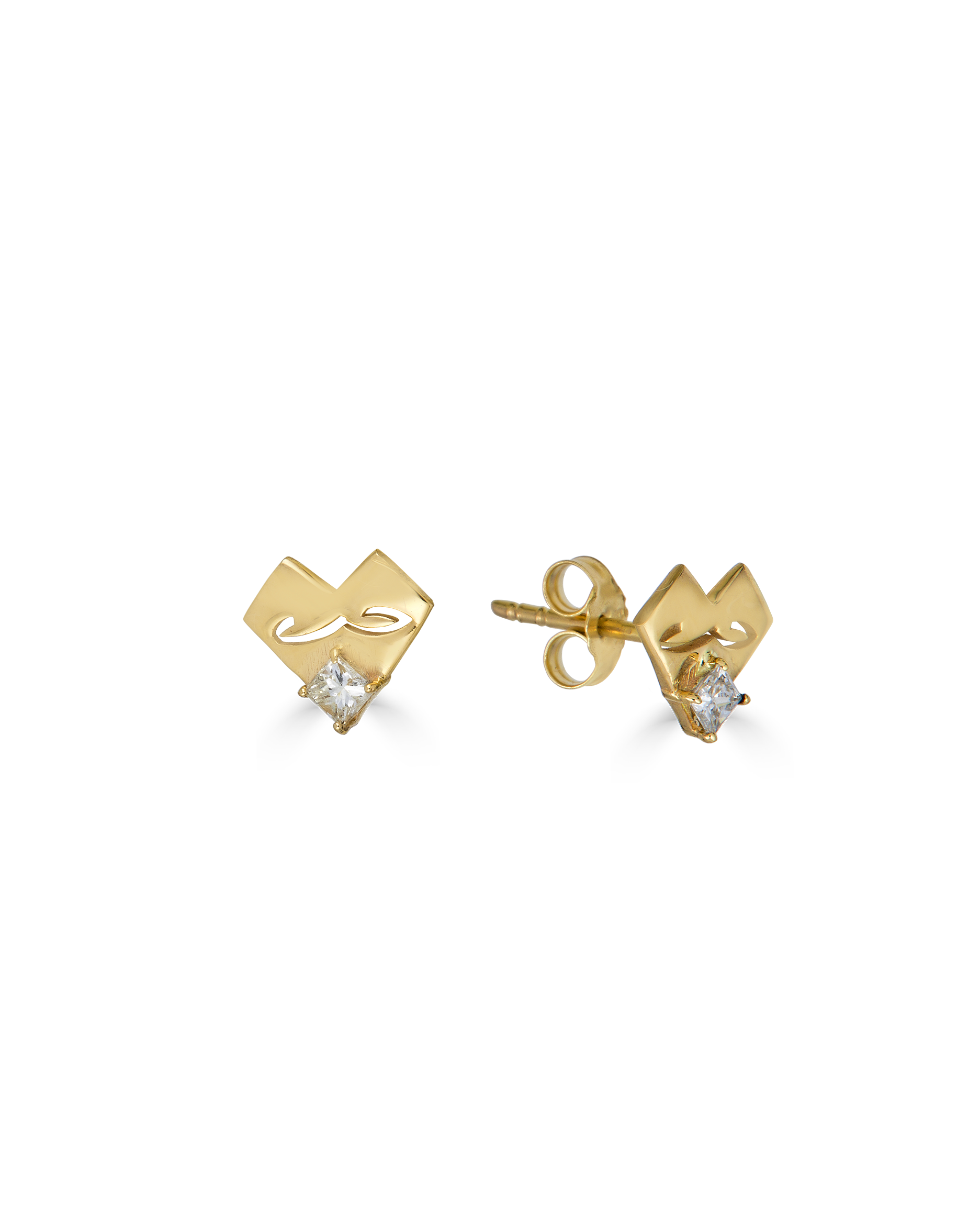 Hubb/Love Diamond Heart Stud Earrings